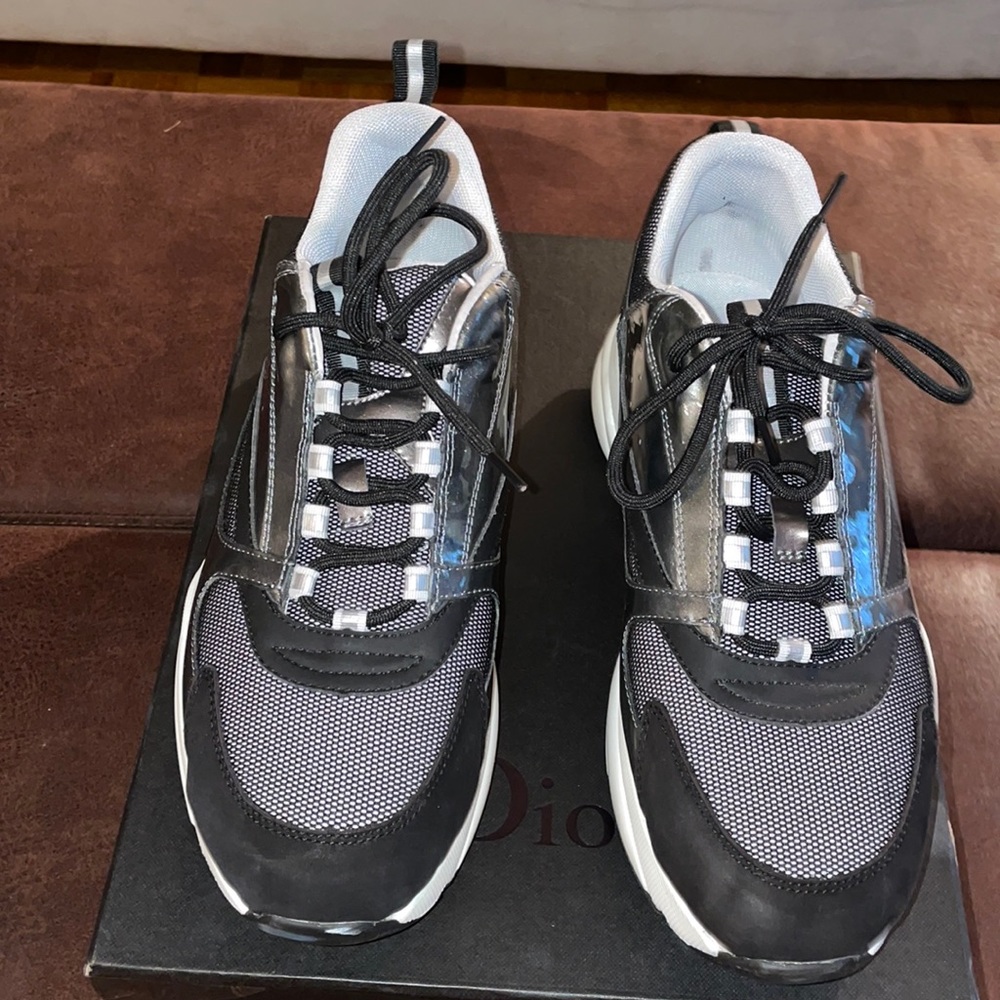 Men’s Sneakers Gray and black